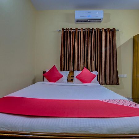 The Syncretic Guest House Calcutta Exteriör bild