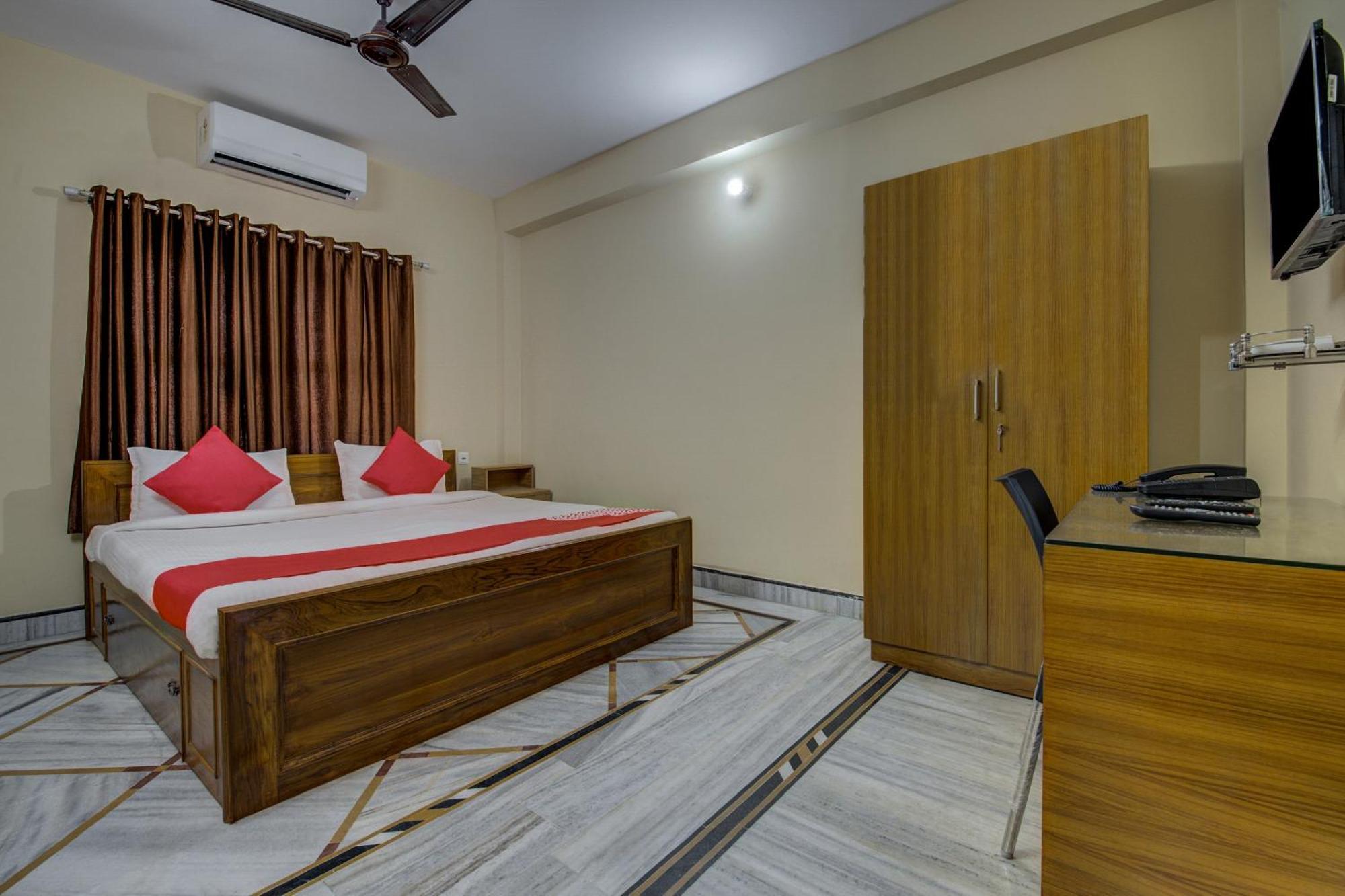 The Syncretic Guest House Calcutta Exteriör bild