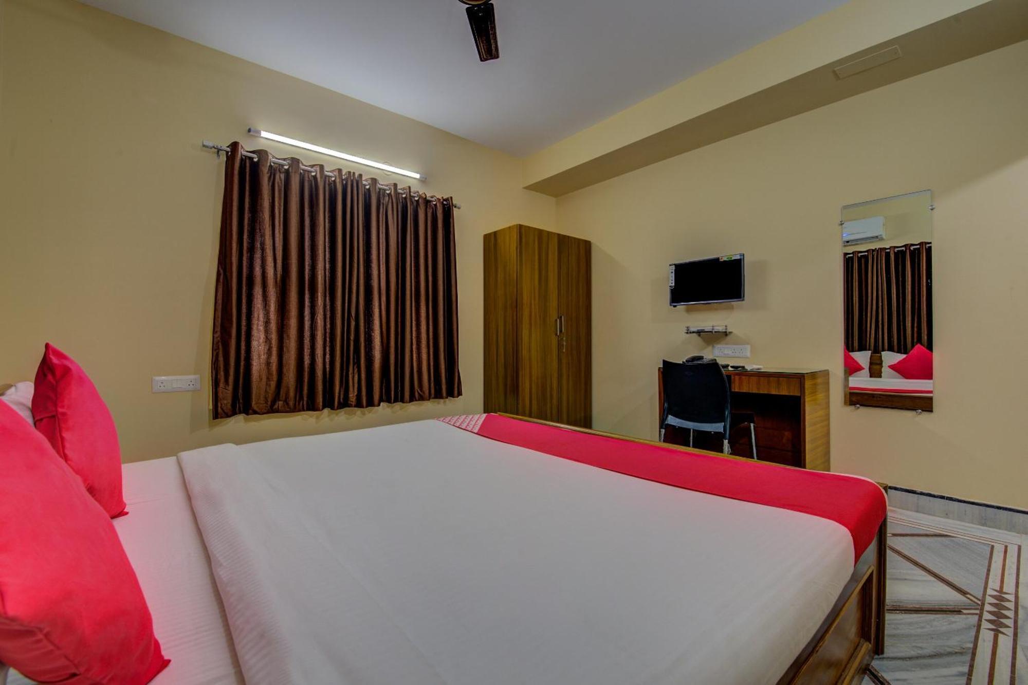 The Syncretic Guest House Calcutta Exteriör bild